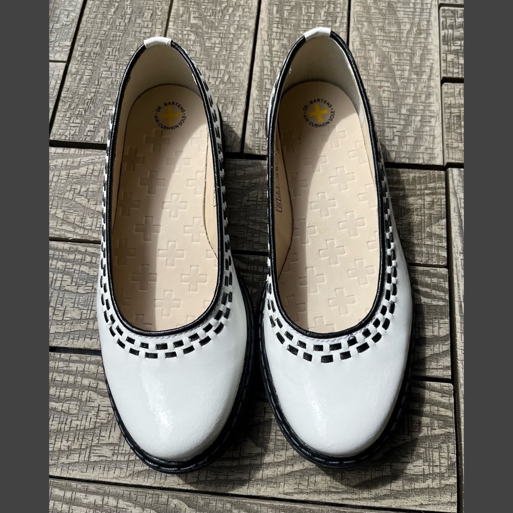 Dr. Martens  KELLY - NEW Size  US6 or EU37